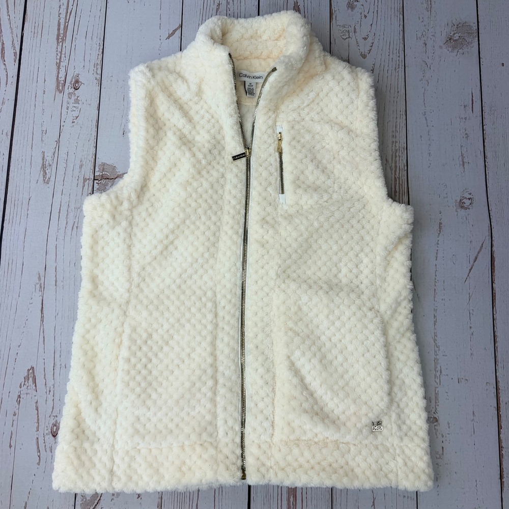Calvin Klein Performance Cream White Sherpa Fleece Full Zip Vest M9XUT812 Small
